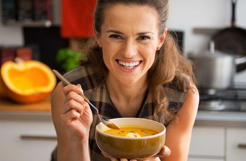 Soup benefits for health Soup benefits for health : सेहत और त्वचा दोनों के लिए फायदेमंद है सूप का सेवन