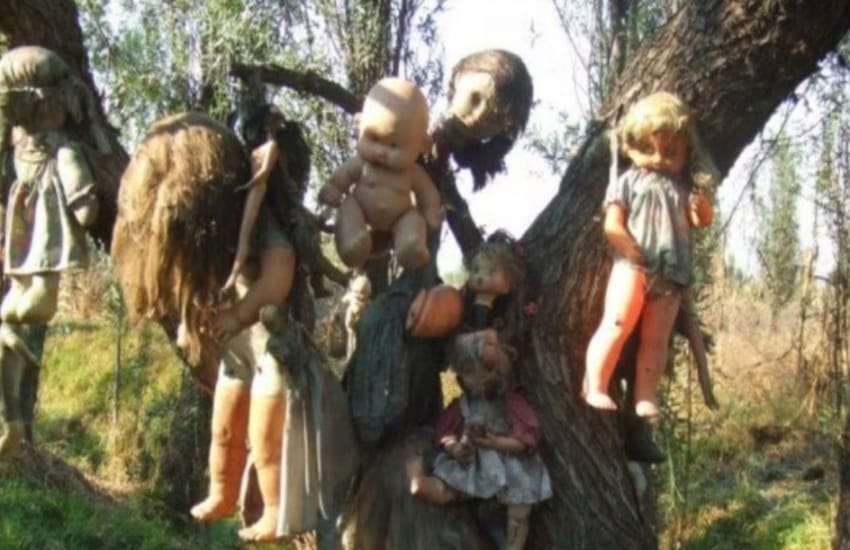 Island Of The Dolls