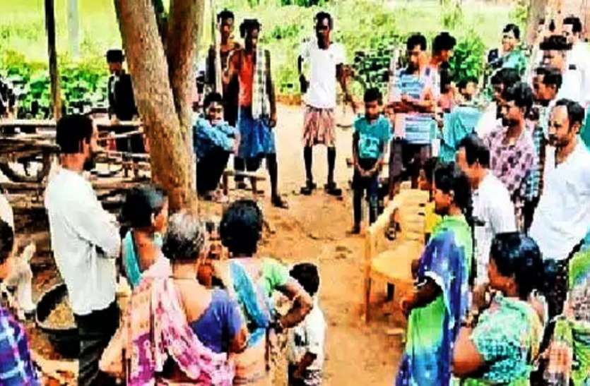 लापता माँ को मरा मानकर करा दिया था अंतिम क्रियाकर्म, आठ साल बाद सामने देख नम हुई आँखें लापता माँ को मरा मानकर करा दिया था अंतिम क्रियाकर्म, आठ साल बाद सामने देख नम हुई आँखें