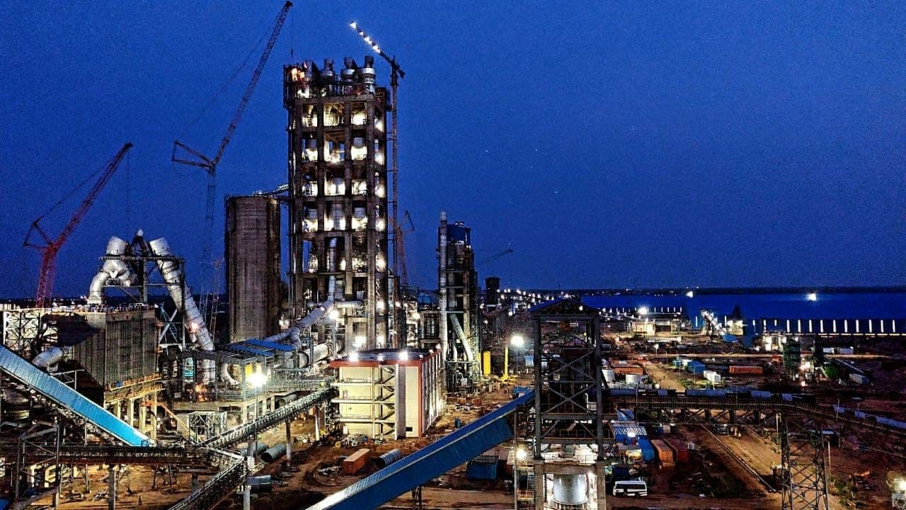 CM Gehlot inaugurates trial run of Ambuja's Marwar Cement Plant