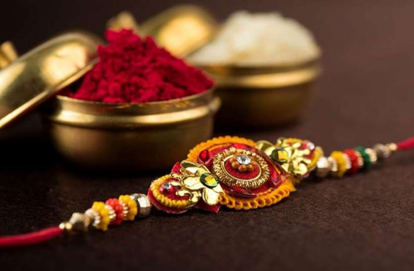Rakshabandhan Rakhi 2021 Rakshabandhan Rakhi 2021: राखी बांधते समय बहनें रखे इन बातों का ख्याल, सुख-समृद्धि मिलने की है मान्यता