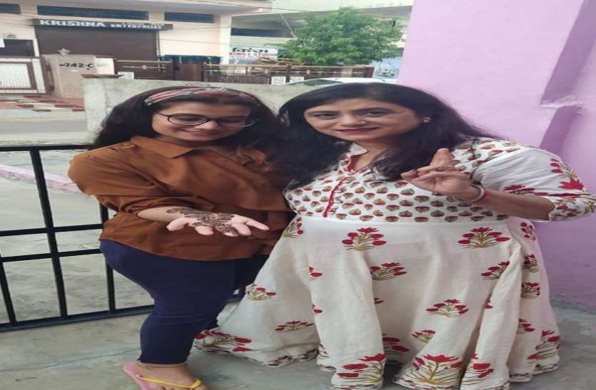 सैकंड इनकम : मेहंदी में बनाया नाम, फूड के शौक ने दिलवाई पहचान सैकंड इनकम : मेहंदी में बनाया नाम, फूड के शौक ने दिलवाई पहचान
