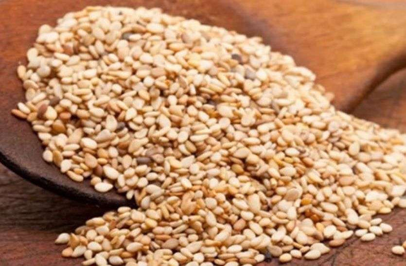 Sesame benefits Sesame benefits : घुटनों के दर्द से निजात दिलाएंगे तिल के बीज, इस तरह करें सेवन