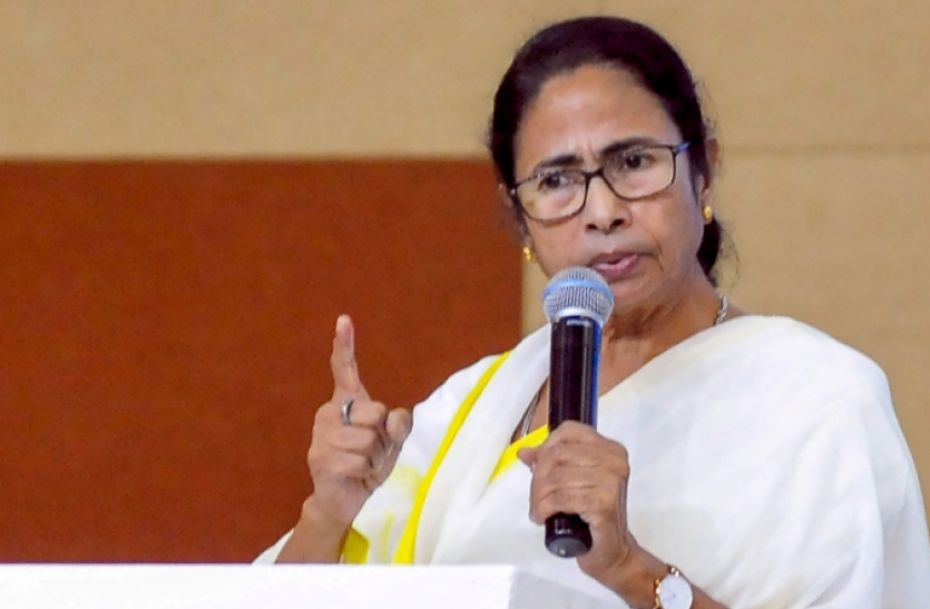 Cm Mamata Banerjee ममता बनर्जी ने केंद्र सरकार पर बोला हमला, केंद्रीय जांच एजेंसियों के दुरुपयोग का लगाया आरोप