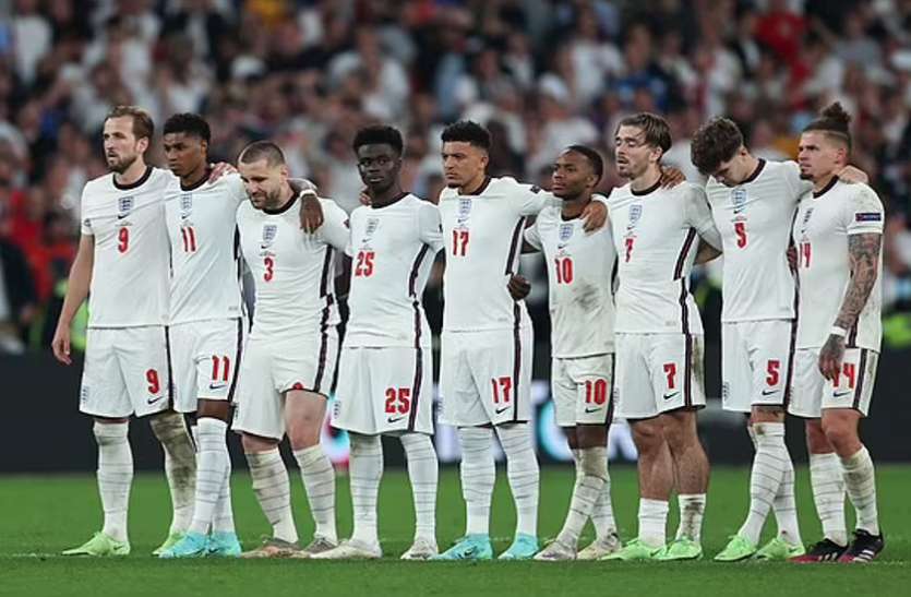 england_vs_hungary.jpg England vs Hungary : यूरो कप के बाद कतर वर्ल्ड कप 2022 के क्वालीफायर मुकाबले में हंगरी से भिड़ेगी इंग्लैंड