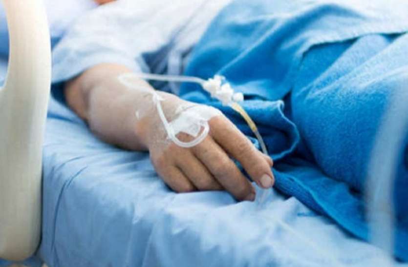 Dengue And Fever Crisis सावधान: गम्भीर हालत में शहर के बच्चे, हो रहे अस्पताल में भर्ती!