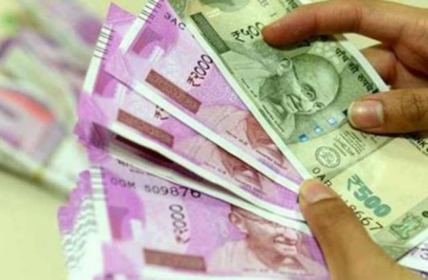 Fixed diposit SBI और HDFC से ज्यादा इन बैंकों में एफडी पर मिल रही ज्यादा ब्याज दर