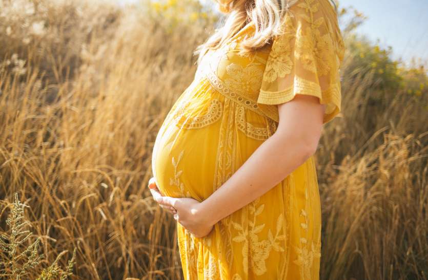 Pregnancy Tips : गर्भवती महिलाएं नौ माह तक हर सप्ताह इन बातों का रखें विशेष ध्यान Pregnancy Tips : गर्भवती महिलाएं नौ माह तक हर सप्ताह इन बातों का रखें विशेष ध्यान