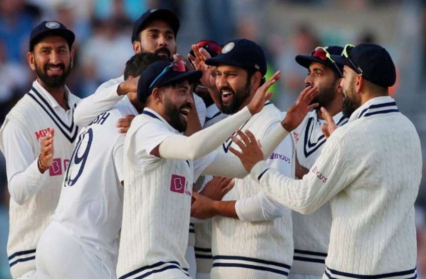 india_team.jpg IND vs ENG 4th Test Day 5: भारतीय गेंदबाजों ने इंग्लैंड से छीनी जीत, चौथे टेस्ट में 157 रनों से हराकर सीरीज में बनाई 2-1 की बढ़त