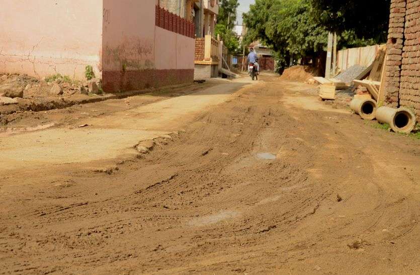 पहले जख्म, अब मरहमपट्टी और लेप का प्रयास नाकाम पहले जख्म, अब मरहमपट्टी और लेप का प्रयास नाकाम