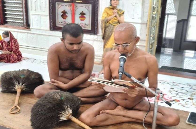 मोक्ष प्राप्ति के लिए तीर्थंकर बनना आवश्यक नहीं-मुनि विद्यासागर मोक्ष प्राप्ति के लिए तीर्थंकर बनना आवश्यक नहीं-मुनि विद्यासागर