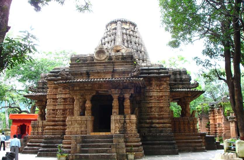 भोरमदेव शिवलिंग और जलहरि में लगेगा 21 किलो चांदी का कव्हर, राजस्थान के विशेष कारीगरों को दिया ऑर्डर