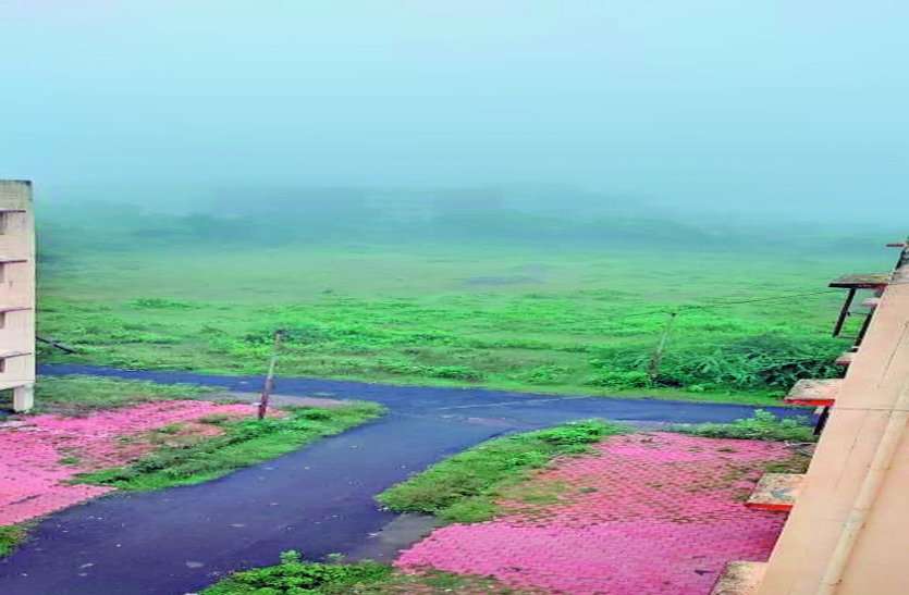 सीजन का पहला कोहरा सीजन का पहला कोहरा
