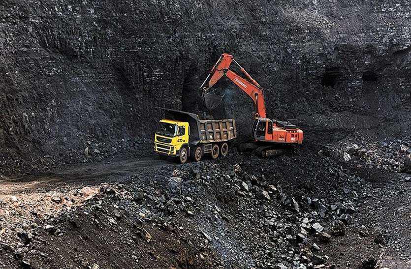 illegal mining : अवैध खनन और परिवहन के खिलाफ रात्रिकालीन गश्त illegal mining : अवैध खनन और परिवहन के खिलाफ रात्रिकालीन गश्त
