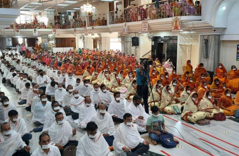 gandhinagar0709.jpg हममें भी समता का प्रादुर्भाव हो: साध्वी लावण्यश्री