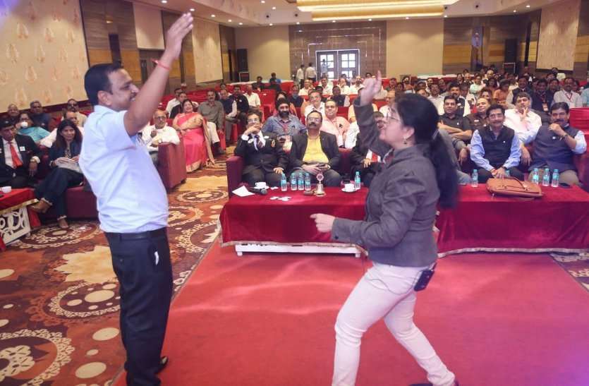 जुबां से हर शब्द सोच समझकर निकालें, समाज में बढ़ेगी प्रतिष्ठा जुबां से हर शब्द सोच समझकर निकालें, समाज में बढ़ेगी प्रतिष्ठा