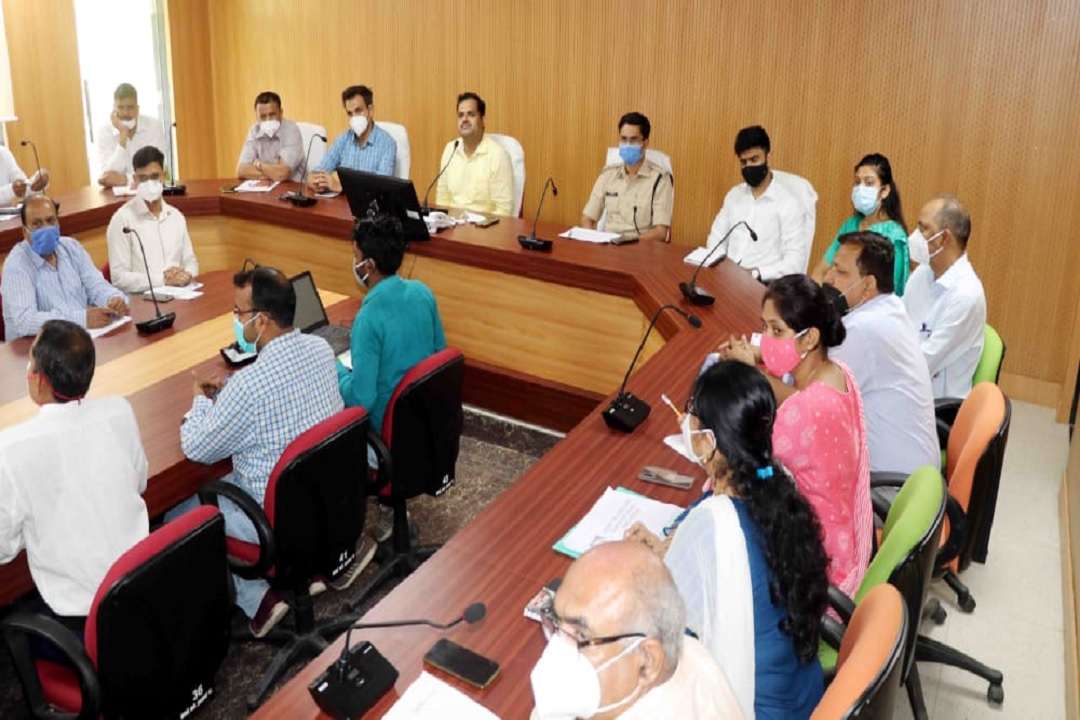 नवोदित कलेक्टर रोहित सिंह