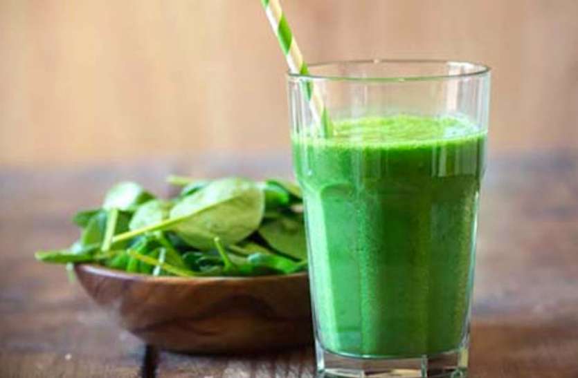 spinch-juice.jpg Spinach Juice:- कई बीमारियों में रामबाण है पालक का जूस, जानिए क्या हैं इसके फायदे