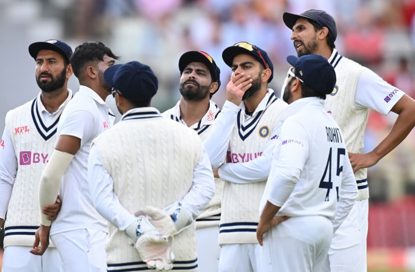 team_india_3.png IND vs ENG: अंतिम टेस्ट मैच पर खतरा, टीम इंडिया के कोचिंग स्टाफ का एक और सदस्य कोरोना पॉजिटिव