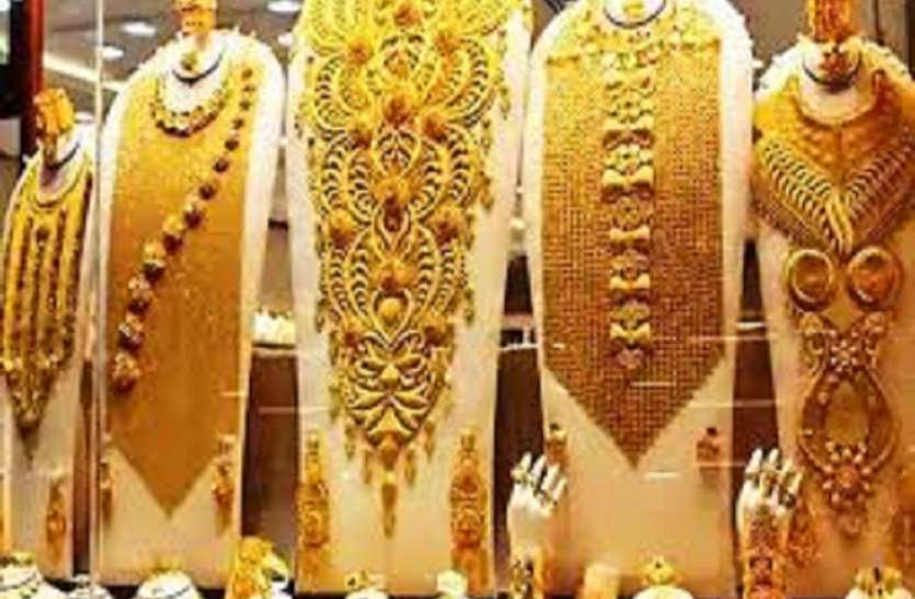 Gold Rate Today: आज सोने और चांदी के भाव रहे स्थिर, जानिए क्या रहे रेट Gold Rate Today: आज सोने और चांदी के भाव रहे स्थिर, जानिए क्या रहे रेट