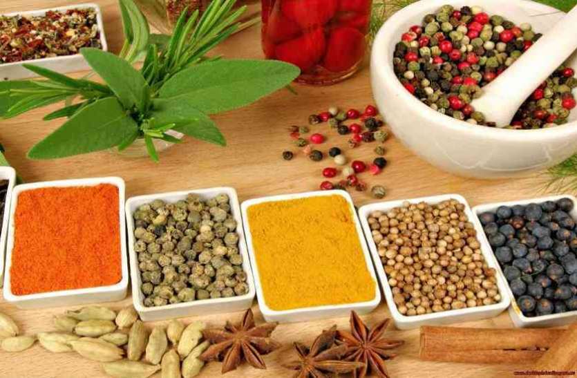health news Health Tips: स्वाद ही नहीं सेहत के लिए भी फायदेमंद है मसाले, ब्रेन पावर बढ़ाने में भी मददगार