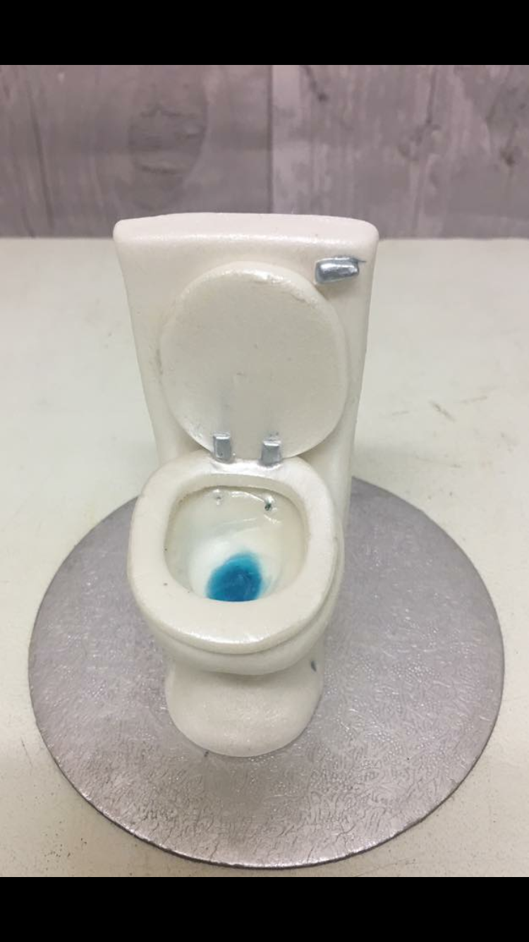 commode_cake.png