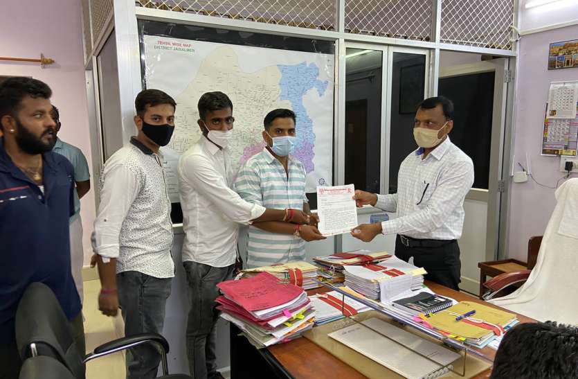 एबीवीपी ने 11 सूत्री मांगों को लेकर सौंपा ज्ञापन एबीवीपी ने 11 सूत्री मांगों को लेकर सौंपा ज्ञापन