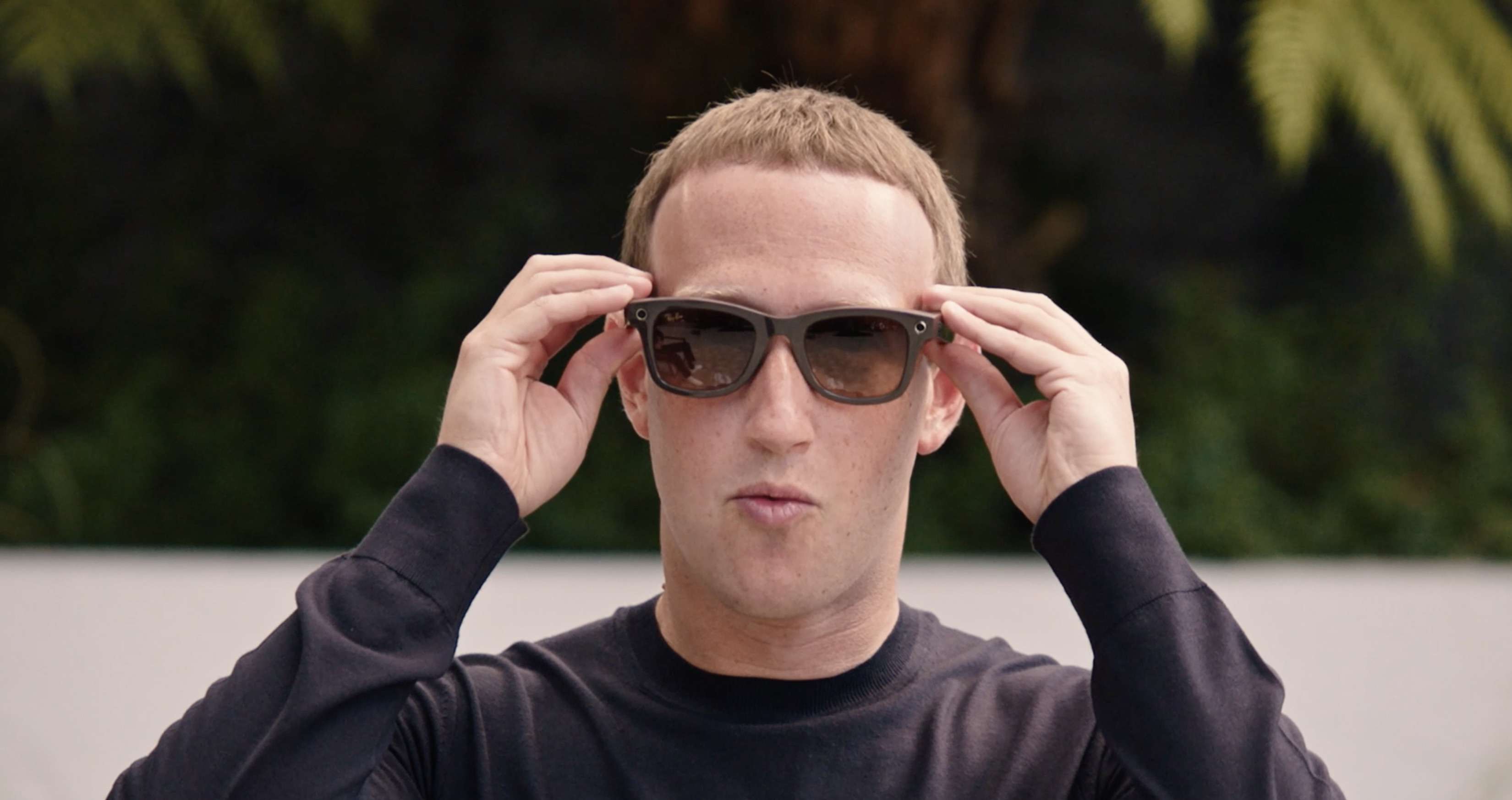 mark-zuckerberg-ray-ban-stories.jpg