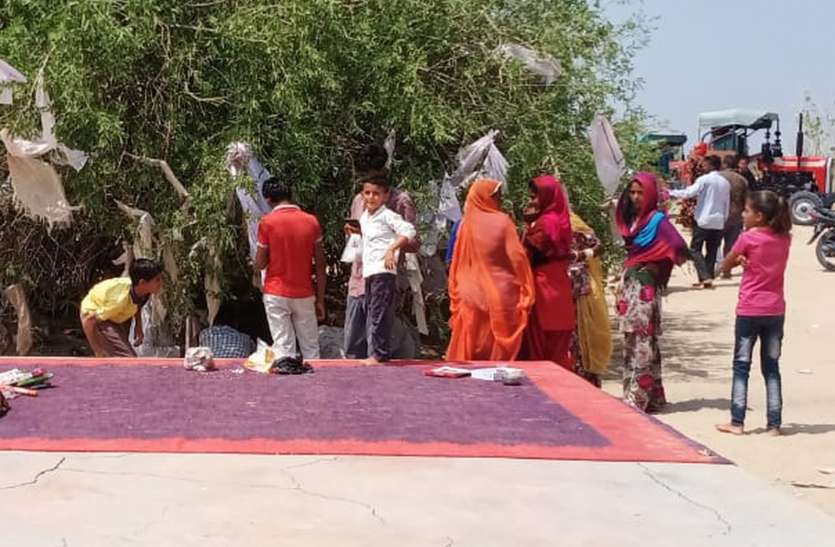 भूरा बाबा मंदिर में जागरण हुआ आयोजित भूरा बाबा मंदिर में जागरण हुआ आयोजित