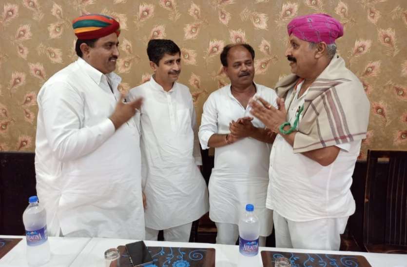 कांग्रेस की मजबूती के लिए कार्य करे सेवादल: शाले मोहम्मद कांग्रेस की मजबूती के लिए कार्य करे सेवादल: शाले मोहम्मद