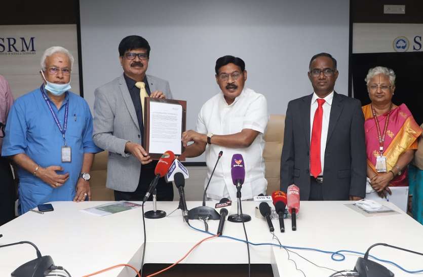 SRMIST’s founder chancellor and Perambalur Lok Sabha MP T R Paarivendhar l पेरम्बलुर सांसद की अच्छी पहल, दूसरों के लिए बने मिसाल, निर्वाचन क्षेत्र के 300 छात्रों को देंगे मुफ्त शिक्षा