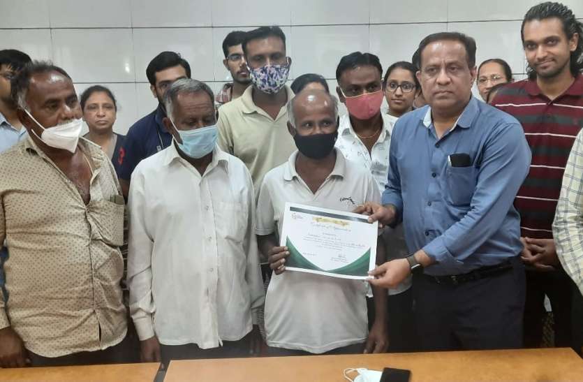 आरती के अंगदान से पांच लोगों की जिंदगी में हुआ उजियारा आरती के अंगदान से पांच लोगों की जिंदगी में हुआ उजियारा