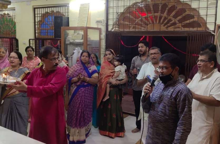 Archana of Digambar Jain community in all the five temples for world peace दिगंबर जैन समाज का विश्व शान्ति के लिए पाँचो मंदिरों में अर्चना