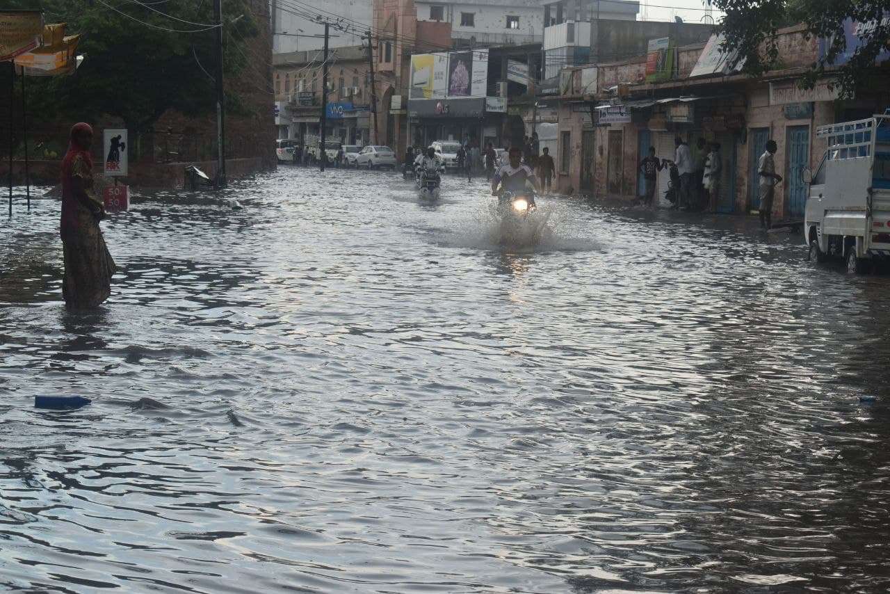 Rain in Khinvsar, Merta, Ladnun and Mundwa tehsils including Nagaur