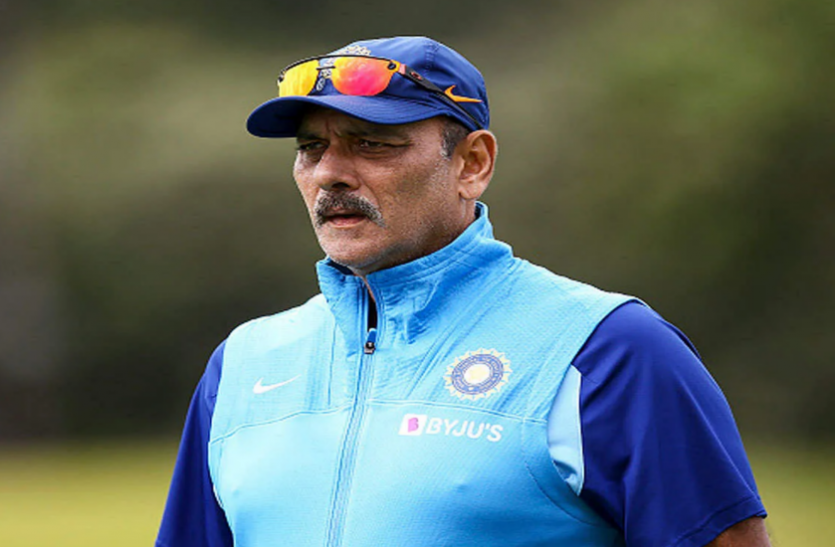 ravi_shastri.png IND vs ENG: बुक लॉन्च विवाद पर कोच रवि शास्त्री ने तोड़ी चुप्पी, कहा-पूरा यूके ओपन है...