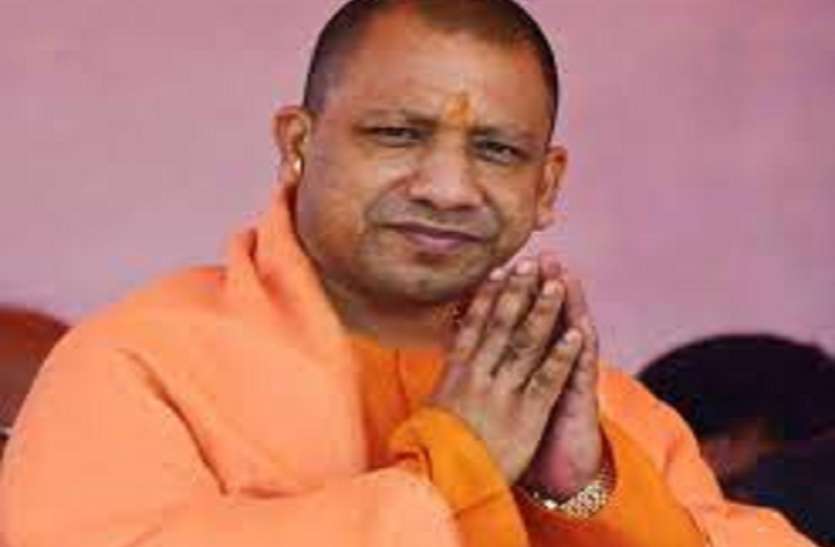 यूपी की पीड़ित महिलाओं की जिंदगी का उत्थान कर रही योगी सरकार यूपी की पीड़ित महिलाओं की जिंदगी का उत्थान कर रही योगी सरकार