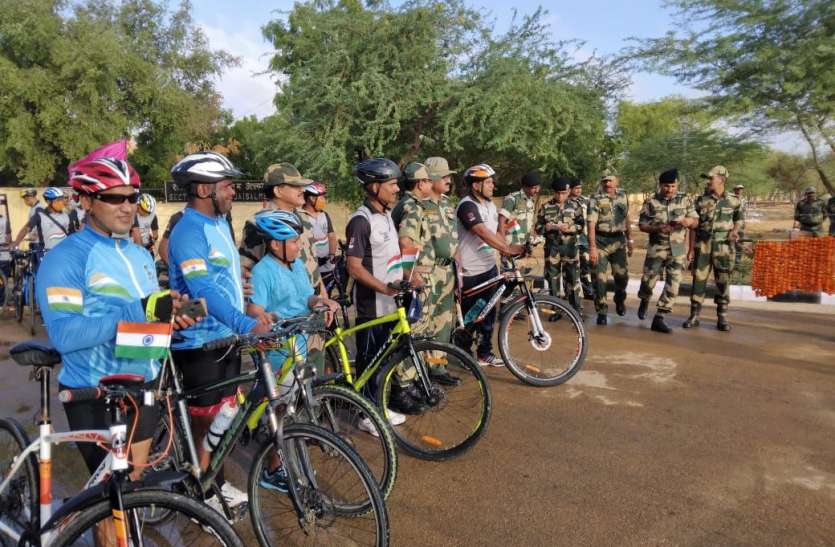 सीमा सुरक्षा बल की साइकिल रैली राजघाट के लिए रवाना सीमा सुरक्षा बल की साइकिल रैली राजघाट के लिए रवाना