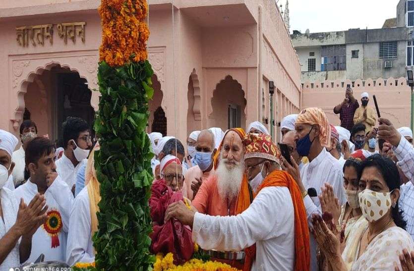 कृष्ण प्रणामी मंदिर : पुनर्नवन महोत्सव का आगाज कृष्ण प्रणामी मंदिर : पुनर्नवन महोत्सव का आगाज