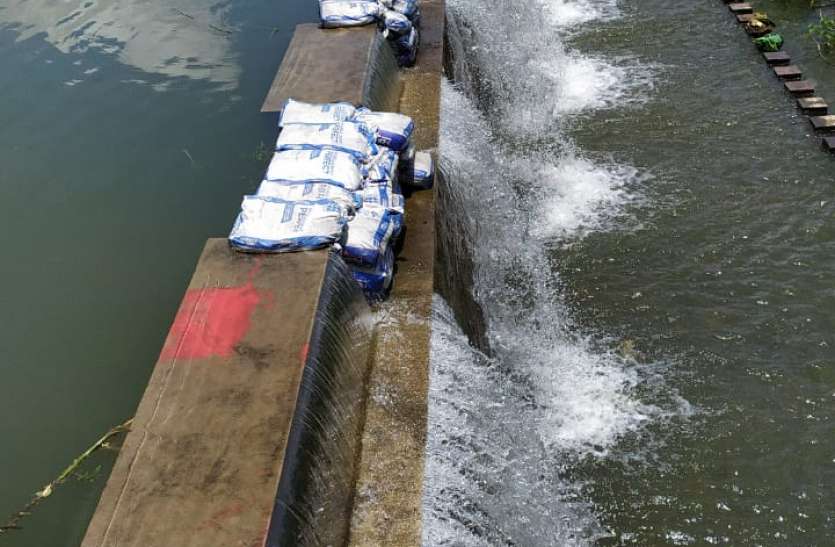 Monsoon kind in Bhado, spilled reservoir भादो में मानसून मेहरबान, छलक उठे जलाशय