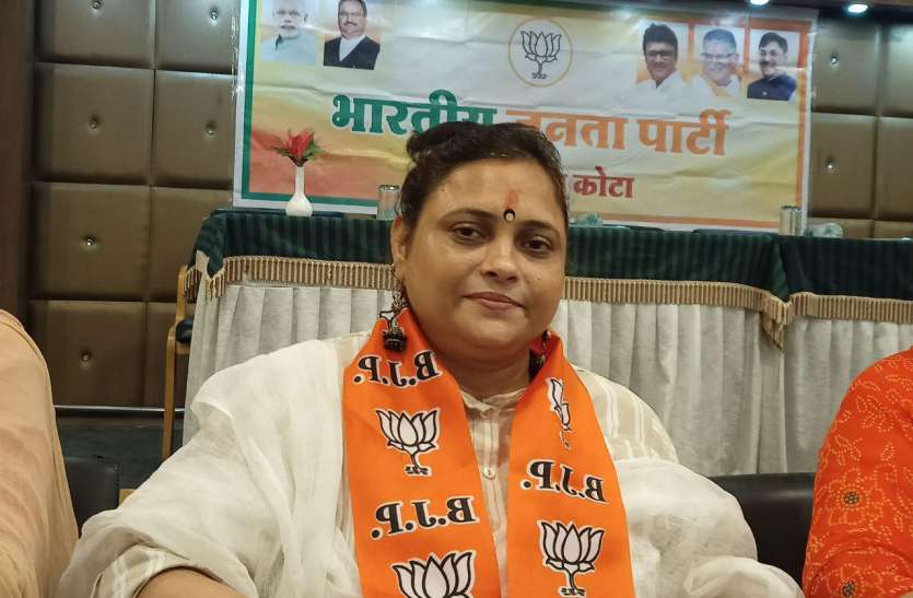 poojabjp.jpg सियासत : राजस्थान में महिलाओं के मान सम्मान के साथ खिलवाड़ हो रहा
