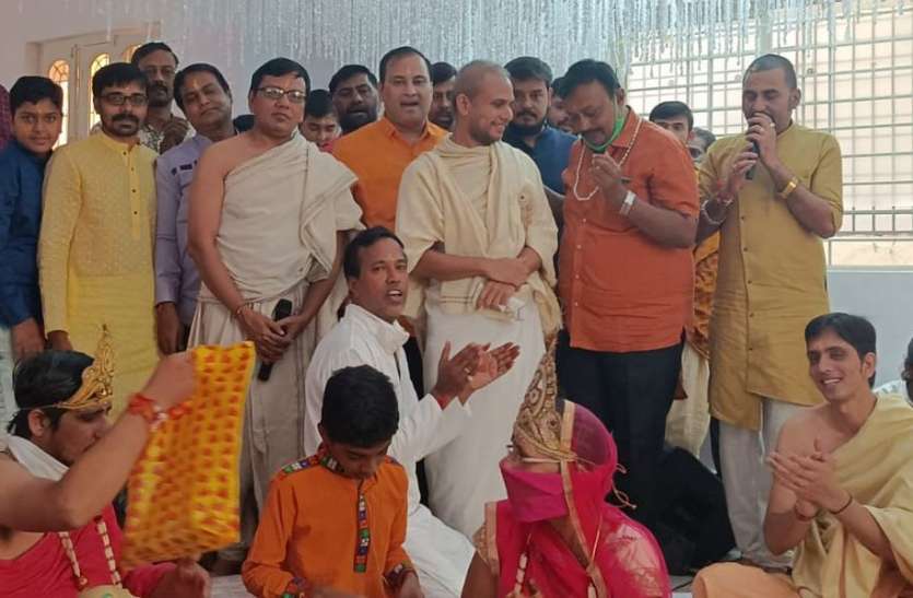 ऋषि मंडल की आराधना से दूर होते हैं दुख दर्द-मुनि राजपद्मसागर ऋषि मंडल की आराधना से दूर होते हैं दुख दर्द-मुनि राजपद्मसागर
