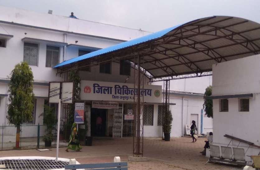 Duty roster of doctors and staff is not ready for emergency services, आपातकालीन सेवाओं के लिए डॉक्टर व स्टाफो का ड्यटी रोस्टर तैयार नहीं, ऑक्सीजन की नहीं समुचित व्यवस्था
