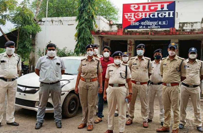 1501nsp3.jpg एक माह पूर्व कार लूटने के मामले का पुलिस ने किया खुलासा