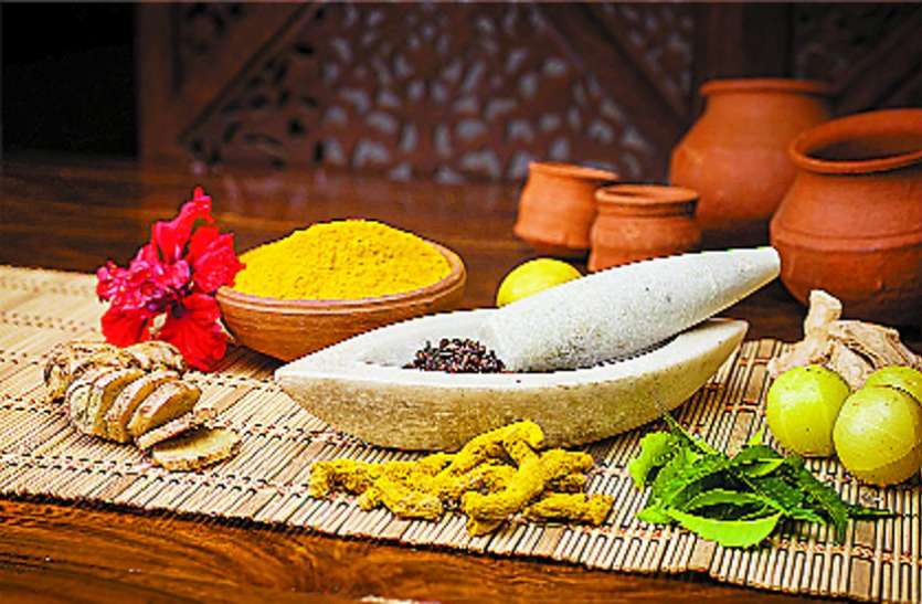 Health Tips: Health News: थायरॉइड हार्मोन को नियंत्रित रखने के लिए करें ये आयुर्वेदिक इलाज