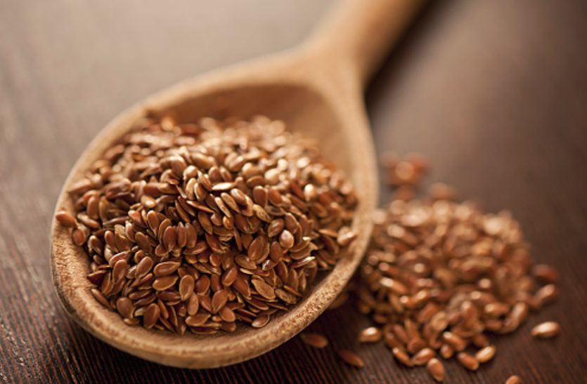 Heart Healthy Foods: हार्ट को रखना है हेल्दी तो डाइट में शामिल कर सकते हैं इन सुपरफूड्स को