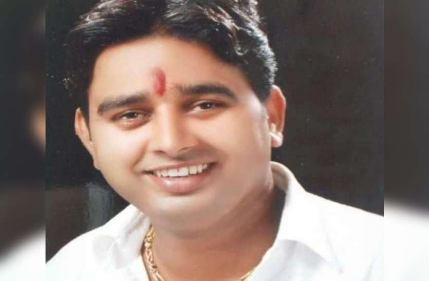 ghaziabad.jpg सपा कद्दावर नेता को हाईवे पर मारी गोली, खून से लथपथ हालत में खुद ही ऑटो में बैठकर पहुंचे अस्पताल