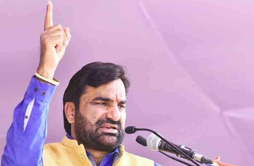 नीट परीक्षा का पर्चा लीक होना जिम्मेदारों की मिलीभगत के बिना असम्भव, राज्य के बाहर की एजेन्सी करे जांच-बेनीवाल नीट परीक्षा का पर्चा लीक होना जिम्मेदारों की मिलीभगत के बिना असम्भव, राज्य के बाहर की एजेन्सी करे जांच-बेनीवाल