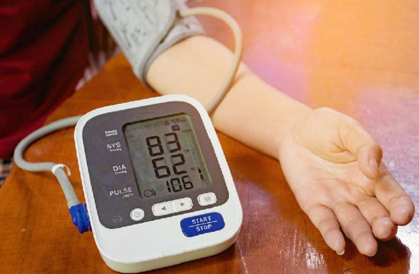 low-blood-pressure.jpg Tips to Control Low Blood Pressure: इन 4 आसान टिप्स की मदद से पाएं लो ब्लड प्रेशर (Low BP) की समस्या से छुटकारा