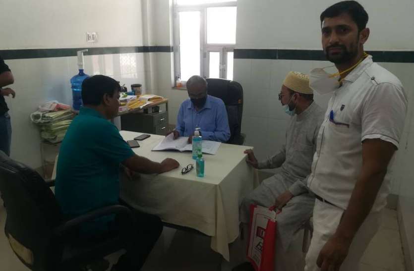 प्रतापगढ़ में हो रहा कैंसर का उपचार, अन्य राज्यों से पहुंच रहे मरीज प्रतापगढ़ में हो रहा कैंसर का उपचार, अन्य राज्यों से पहुंच रहे मरीज