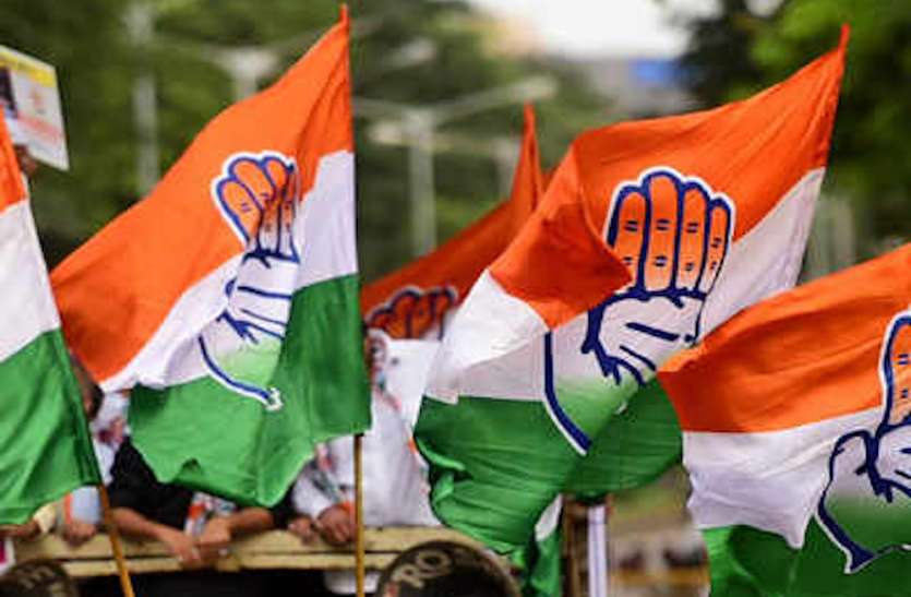 UP Assembly election 2022 11 Thousand Rupees set for Congress Ticket कांग्रेस ने टिकट के लिए मांगे आवेदन, भरनी होगी 11 हजार रुपये की फीस
